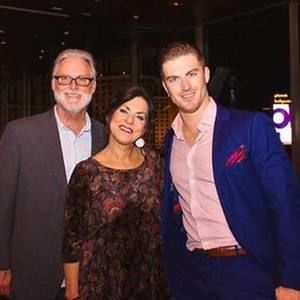 Meet your Posher, Blaine